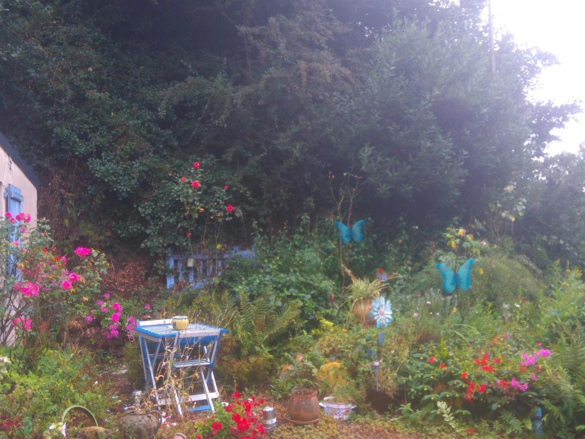 Ferienwohnung La Petite Maison Bleue Jugon-les-Lacs Exterior foto